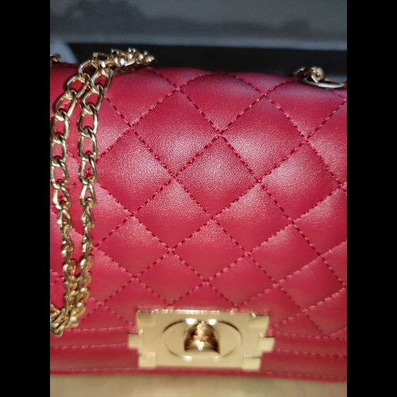 Red Bag (2 in 1 ) New with dustbag - Picture 4 of 16